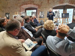 Turnul croitorilor Cluj-Economics-and-Business-Conference-3